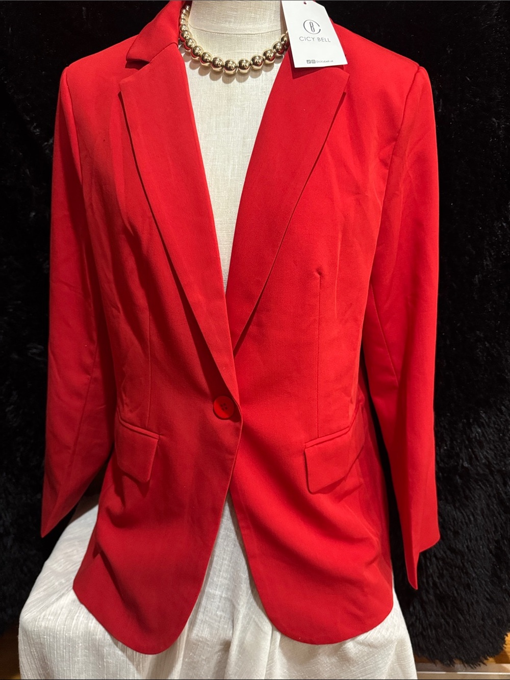 Cicy Bell Women’s Red Single-Button Blazer